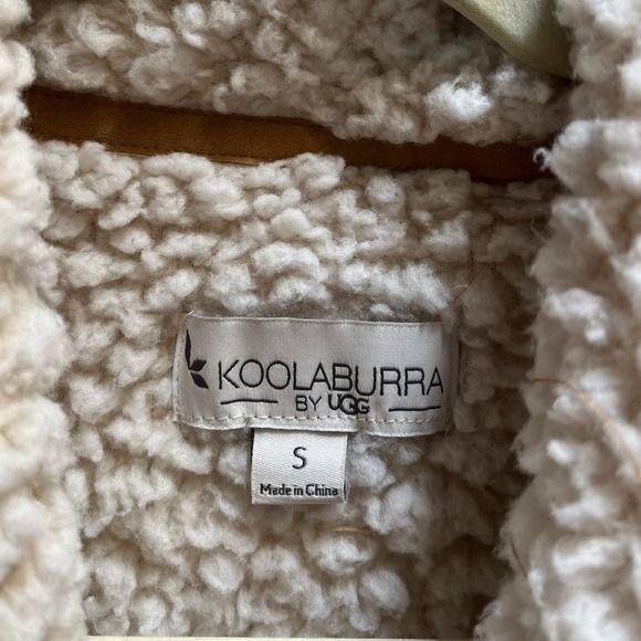 Koolaburra by UGG Frosted Brushed Sherpa Vest Cream small cozy - Picture 5 of 10